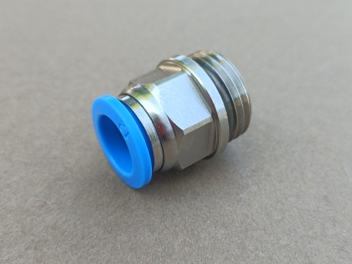 Priamy zásuvný pneumatický konektor fi 12mm závit 1/2