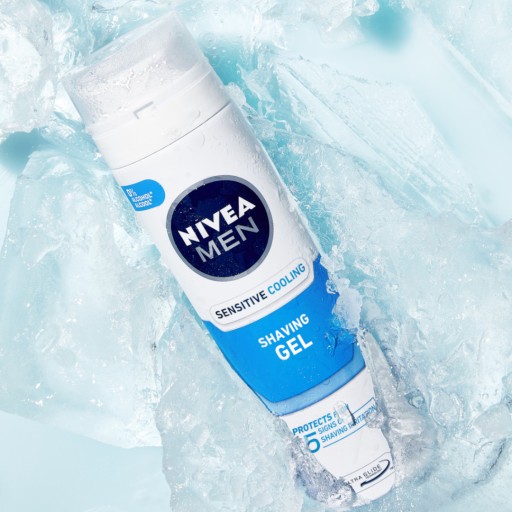 NIVEA Men Sensitive Cool chladivý gél na holenie 200 ml