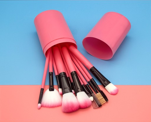 Sada 12 štetcov na make-up + puzdro
