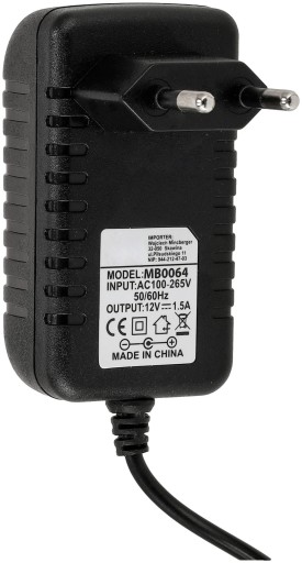 Zásuvný LED zdroj 1,5A 18W 12V 2,1mm