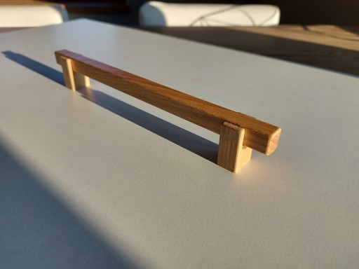 Nábytkové madlo zábradlia v tvare U, dĺžka 210mm, šírka 160mm