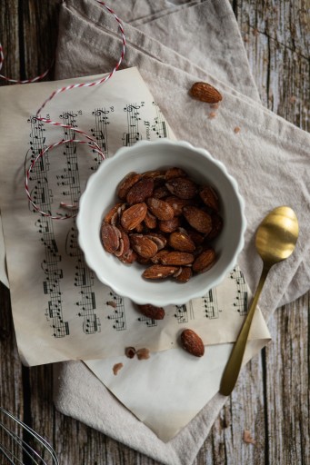 OATBE KETO Pražené mandle s erytritolom | Bez pridaného cukru |