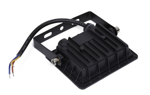 HALOGÉNOVÉ LED 10W SVETLO IP66 950lm=100W VÝKONNÉ VODEODOLNÉ PREMIUM
