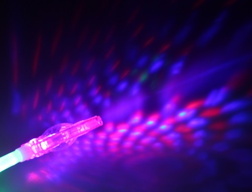 SVIETIACI PRUTIEK HVIEZDA žiari disco guľa FARBY