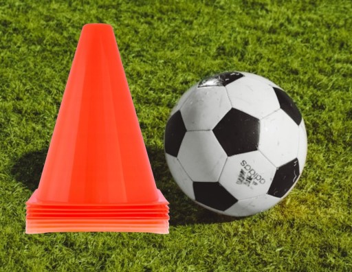FUTBALOVÉ TRÉNINGOVÉ KUŽELY PRE HRU VYHÝBANIE SA PREKÁŽKAM 4