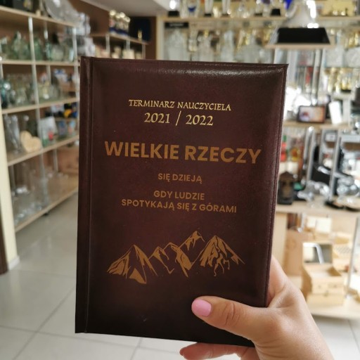 Kalendár pre učiteľov 2023/2024 BALADEK gravírovanie zdarma VÝPREDAJ!!!!!!