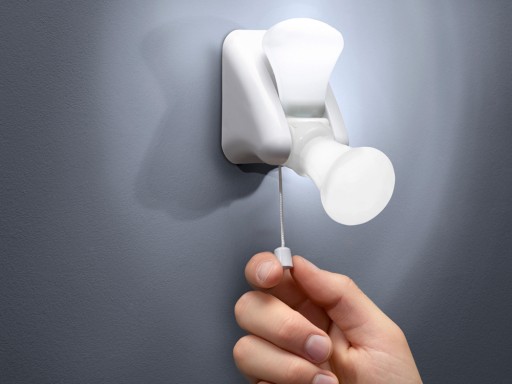 Prenosná samolepiaca lampa na batérie