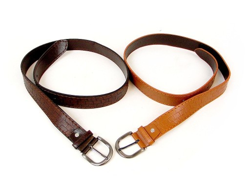kožený nohavicový opasok 240 dĺžka 116cm šírka 3,7cm, pracka