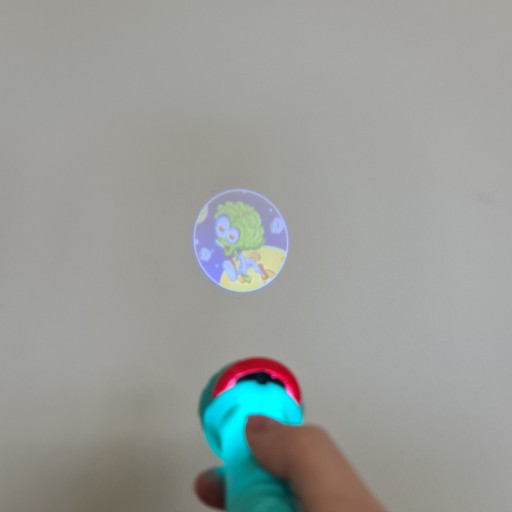 FLASHLIGHT diaprojektor Lampa SLIDES 2v1 32 diapozitívov