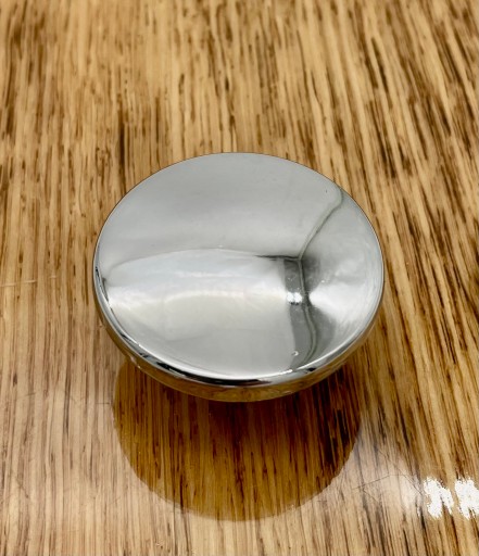 RUKOVÄŤ NÁBYTKU GOMBÍK LESK CHROME 40