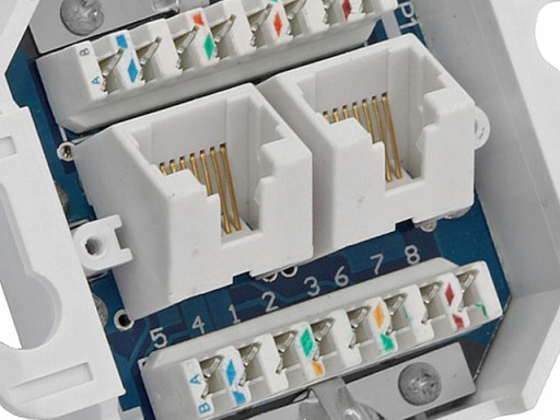 Zásuvka 2x RJ45/8P8C cat.5E UTP zapustené uhlové LSA kontakty