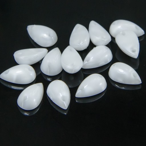 Štrasové kamienky na šitie akrylové kvapky 10x6x4mm 20 ks