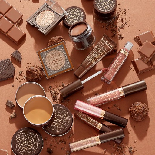 Tekuté očné tiene Eveline Cosmetics Choco Glamour 05