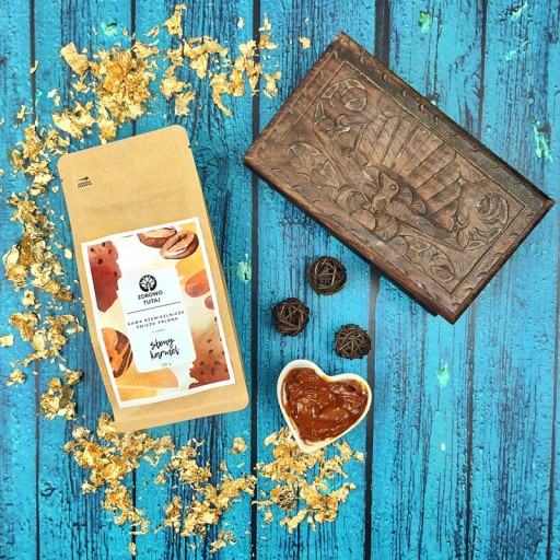 SALTED KARAMEL Zrnková káva Arabica s karamelovou príchuťou, čerstvo pražená, 150 g