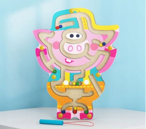Drevené magnetické bludisko Montessori prasiatko
