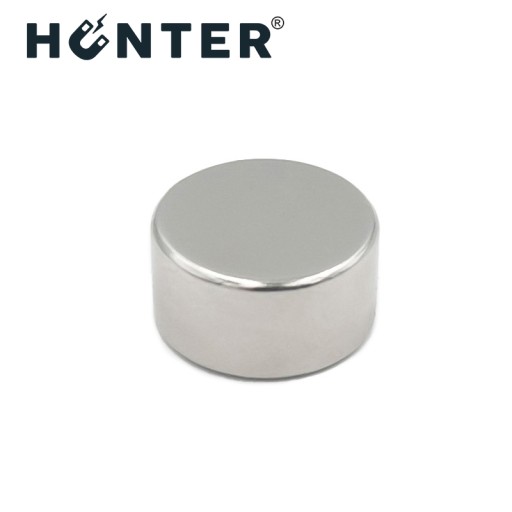 VALEC NEODYMOVÝ MAGNET 15x8 mm SILNÝ, okrúhly, kotúč - HUNTER