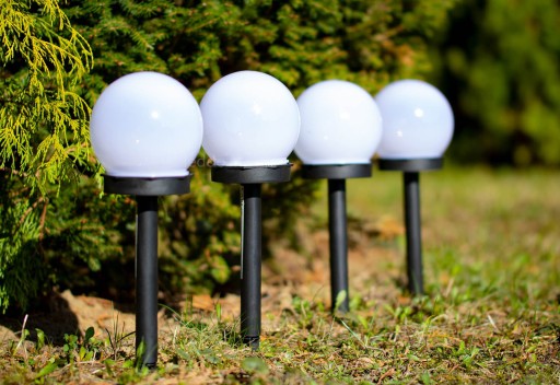 SLNEČNÁ ZÁHRADNÁ LAMPA, BIELA LED NAČERPÁVANÁ, 10CM