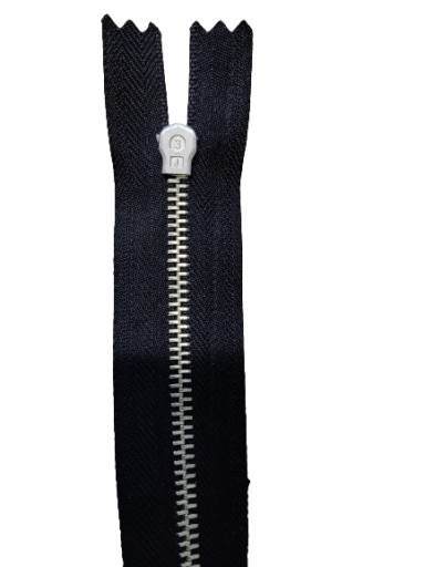 KOVOVÝ Zips Zips KOVOVÝ 45 CM ČIERNA NIKEL