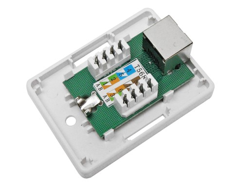 1x RJ45/8P8C STP zásuvka, tienená kat.5E, povrchové LSA kontakty