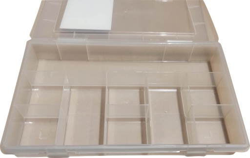 Malý organizér s 9 priehradkami 290x183x43 mm