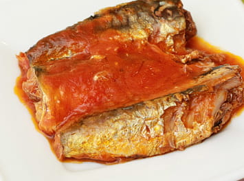 Divoká kráľovská sardinka v paradajkovej omáčke LITVA