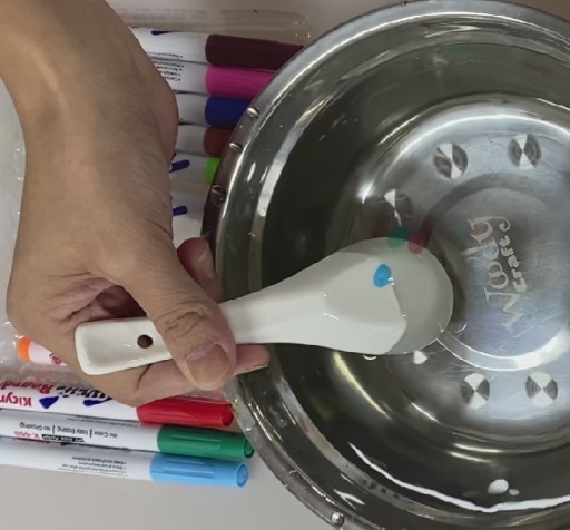 Za sucha stierateľné fixky na písanie vodou, 12 ks