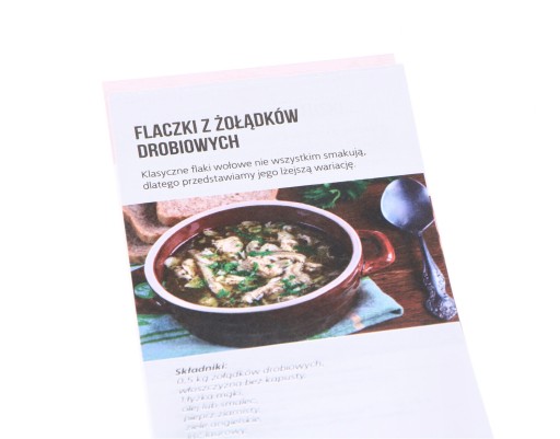 Týždenný kalendár s RECEPTY na rok 2024 ČERVENÝ NA DOMOV
