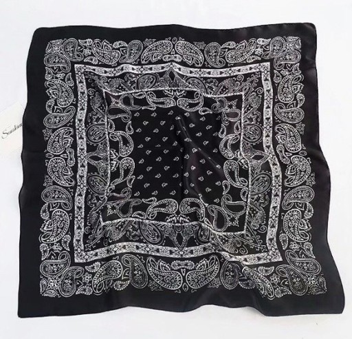 ŠATKA GAWROSZKA, BANDANA, MALÝ ŠATKA, čierna, 70/70