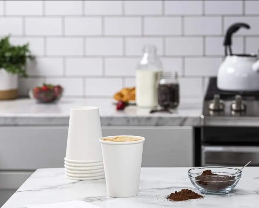 JEDNORÁZOVÉ PAPIEROVÉ ŠÁLKY NA KÁVU 250ml, BIELE, EKOLOGICKÉ, NETEKAJÚ