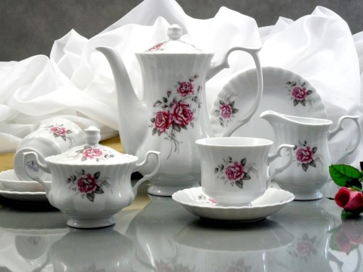 B444 SPODEK 14 Rozalia IWONA PORCELANA CHODZIEŻ 1