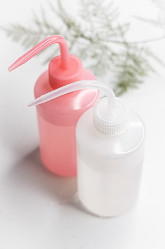 FĽAŠA S SPREJOM NA UMÝVANIE RIAS 250 ml RUŽOVÁ
