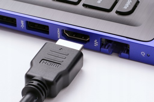 KÁBLOVÝ HDMI - mini HDMI adaptér