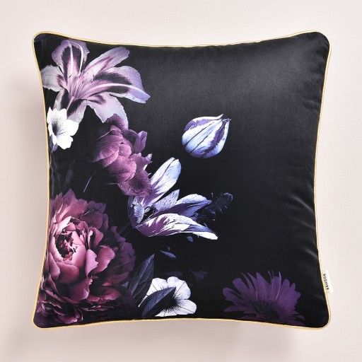 Dekoračná obliečka na vankúš jasiek 45x45 Room99 s kvetmi Zalya