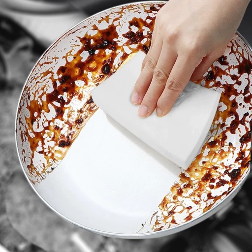 K2 Magic Melamine Sponge odstraňuje odolné škvrny