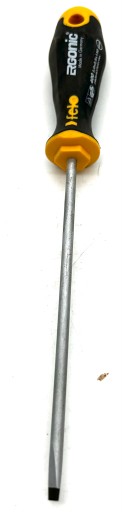 Skrutkovač PLOCHÝ skrutkovač 5 X O.8 150 FELO