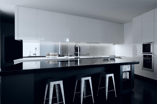 MCJ páska LED páska IP20 5m 300 24W Studená biela