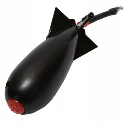 S nástrahou raketa typu POMB 11 cm NA KRMENIE
