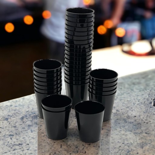 OPAKOVATEĽNÉ PLASTOVÉ POHÁRE 20 ks 30ml POHÁRKY NA PÁNKY VODKY, ČIERNA