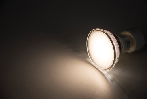 LED ŽIAROVKA GU10 4,9W 3000K teplá biela 120° 550lm PHILIPS