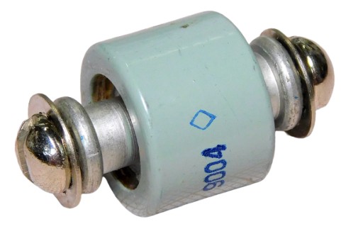 Keramický kondenzátor 18pF 6kV 5kWar M750 K15U-1