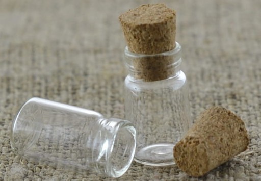 Sklenená liekovka fľaša so zátkou 18*10mm 2 ks