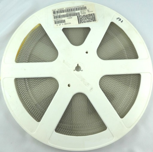 Keramické MLCC 500V DC 10% 2.7nF 100ks