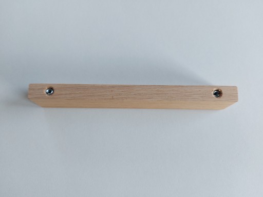 Drevená nábytková úchytka, kužeľ, dĺžka 160 mm