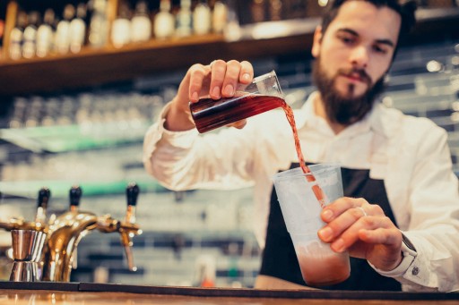 Hrnčeky Hrnčeky Plastové hrnčeky na pivo 500ml 50 ks