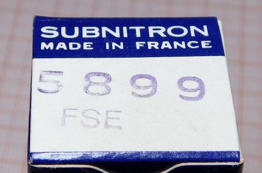 Lampa 5899 THOMSON France NEPOUŽITÁ