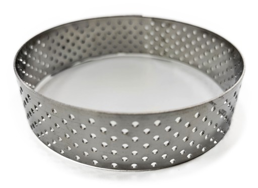 Perforovaný okraj, priemer 8 cm, tortová forma