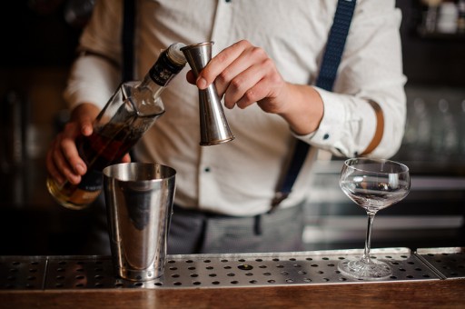 Obojstranná japonská barmanská odmerka - Jigger (30/60 ml)