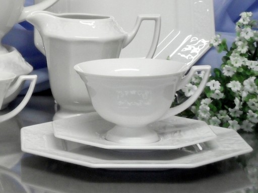 0000 ŠÁLKA 220 Biela LAURA CHODZIEŻ PORCELÁN