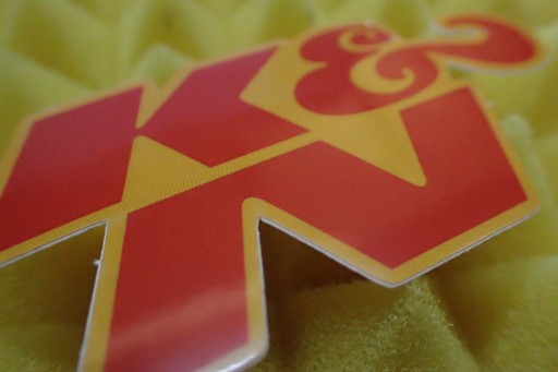 NÁLEPKA K&N NÁLEPKA 7,3 x 3,8 cm