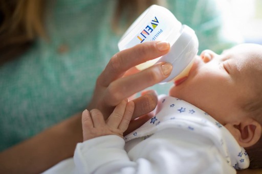 Philips Avent natural dojčenská fľaša 125ml antikolika 0m + cumlík